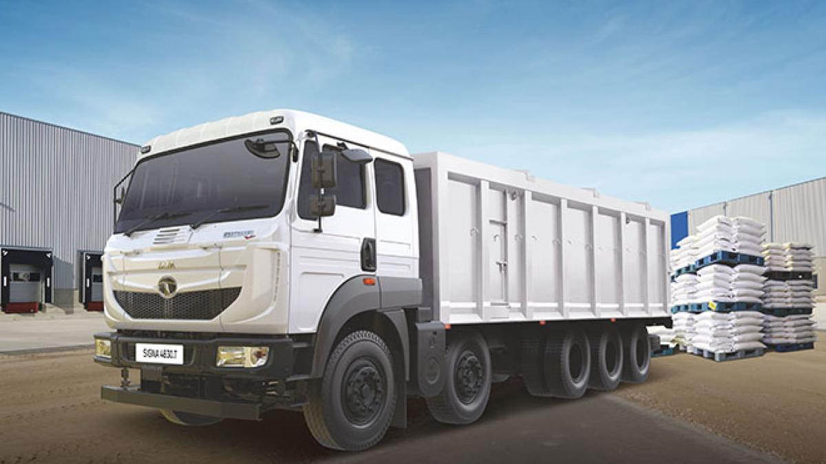 Tata Signa 4830.T