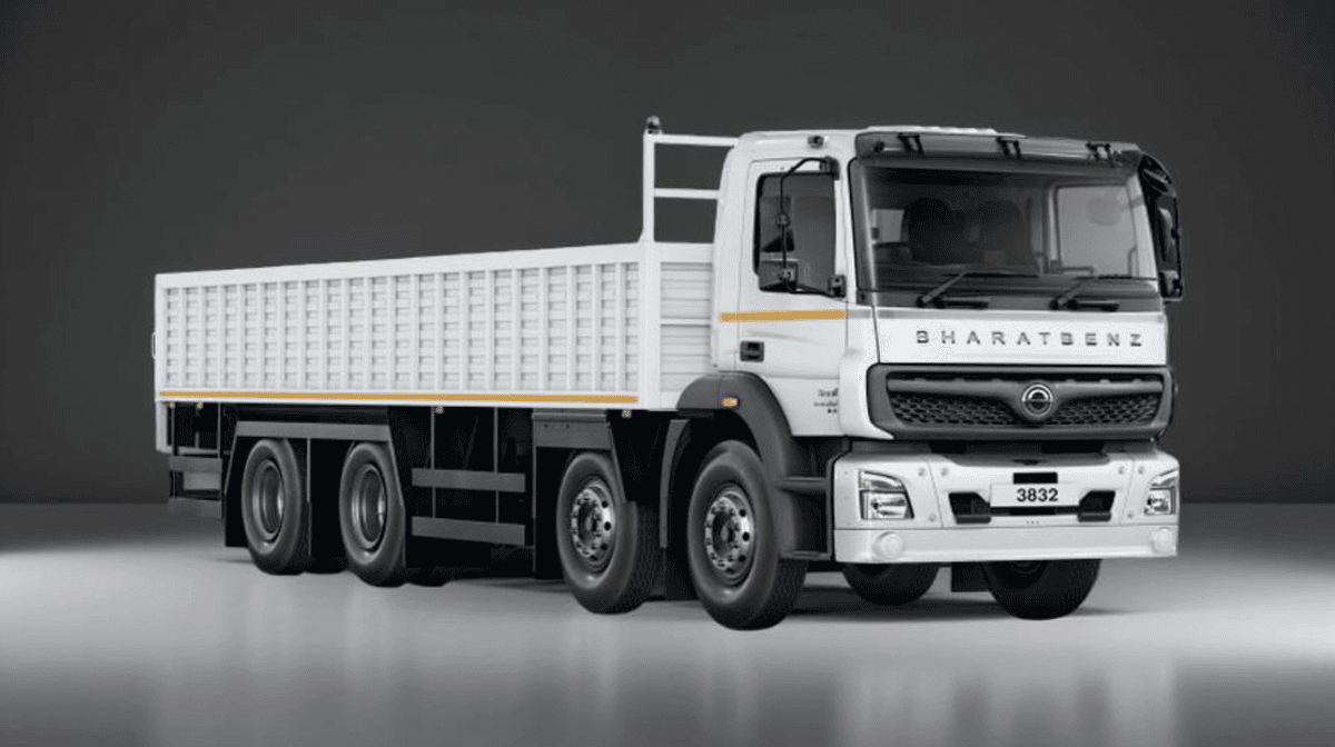 BharatBenz 3832R